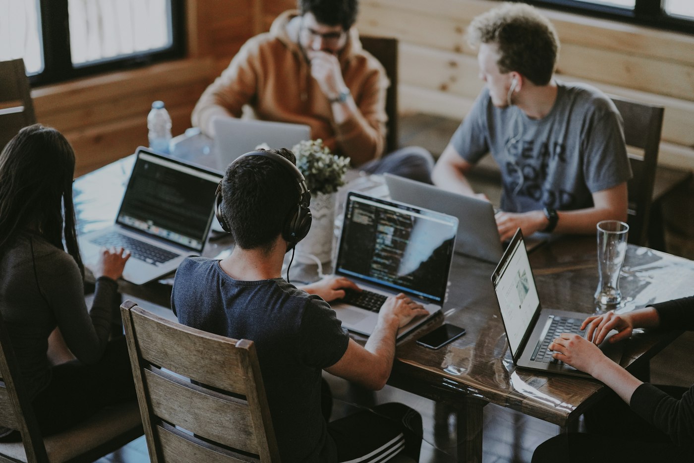 Organized remote workspace used by a virtual assistant managing small business tasks